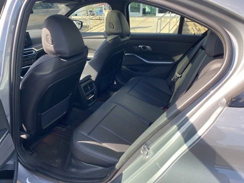 Used 2023 BMW 330i xDrive Sedan w/ Premium Package AWD/4WD image 13