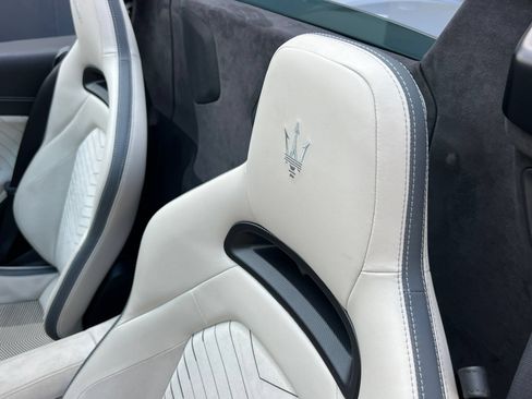 Used 2023 Maserati MC20 Spyder RWD image 35