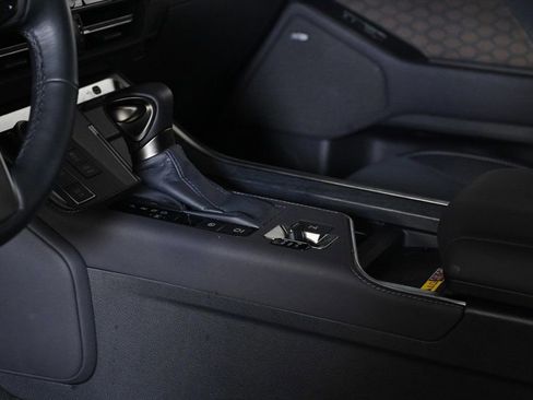 Used 2025 Lexus GX 550 image 23