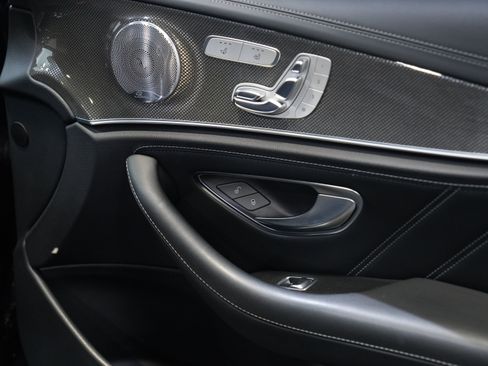 Used 2019 Mercedes-Benz E 63 AMG S image 25