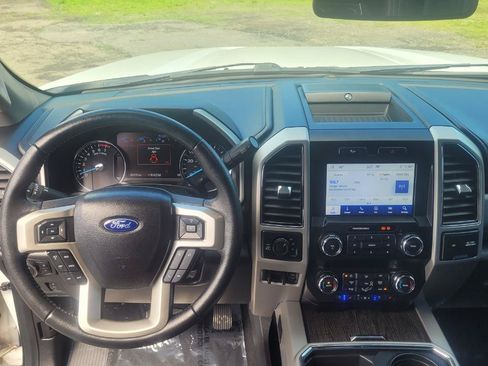 Used 2021 Ford F350 Lariat AWD/4WD image 17