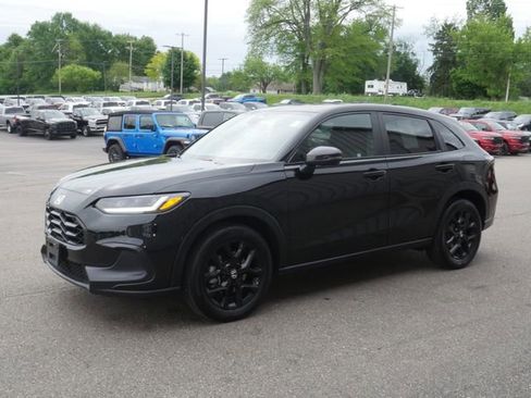 Used 2025 Honda HR-V Sport image 7