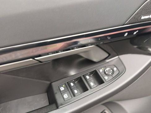 Certified 2025 BMW 540i xDrive AWD/4WD image 17