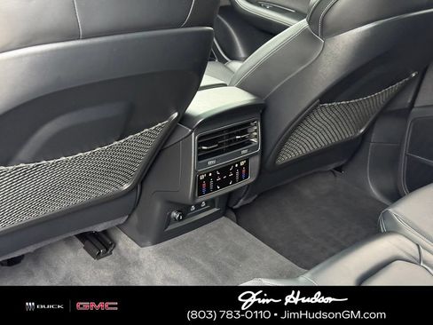 Used 2024 Audi RS Q8 AWD/4WD image 27