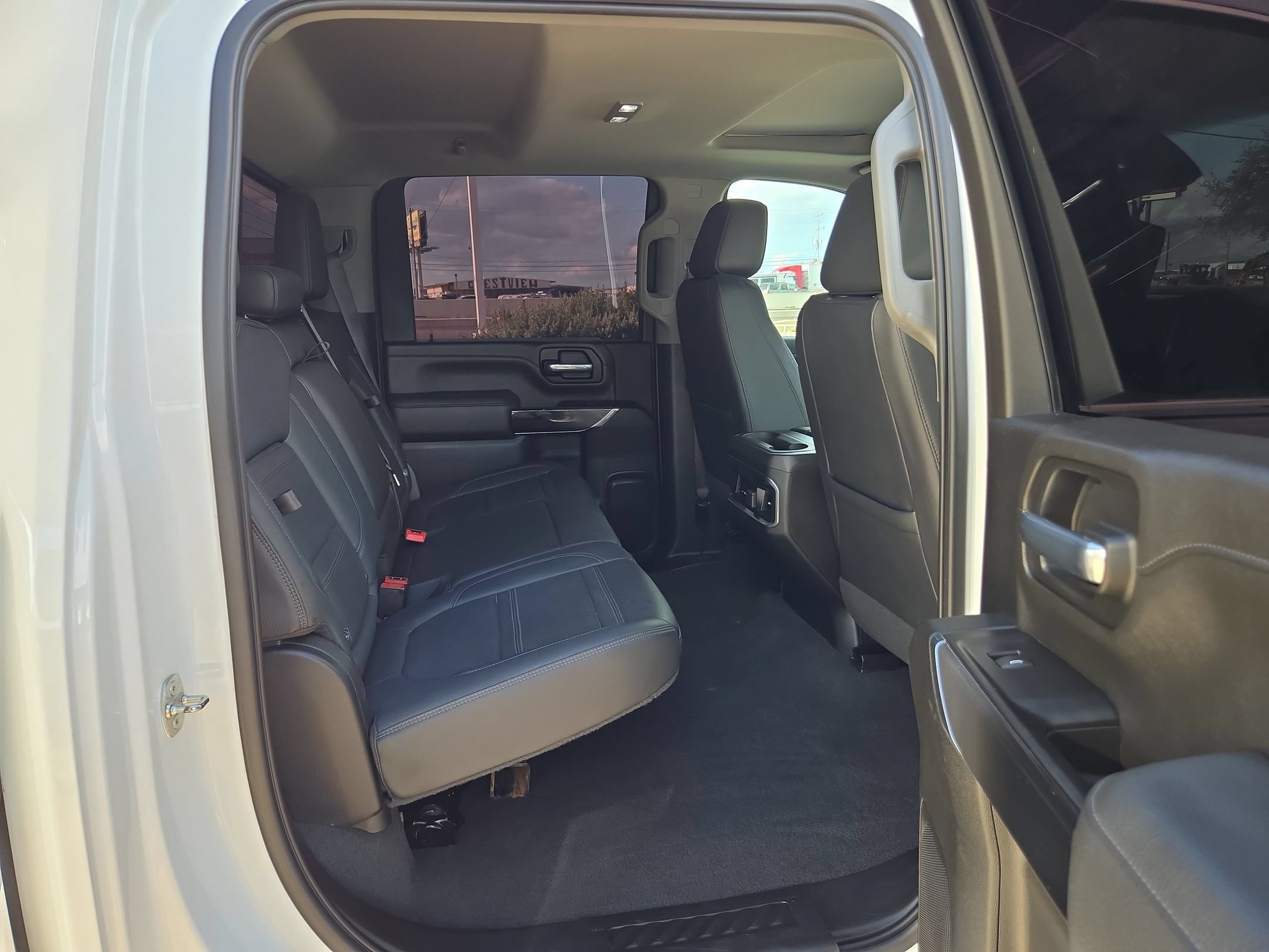 Used 2022 GMC Sierra 2500 Denali AWD/4WD image 23