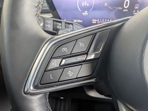 Certified 2025 Buick Enclave Preferred image 17