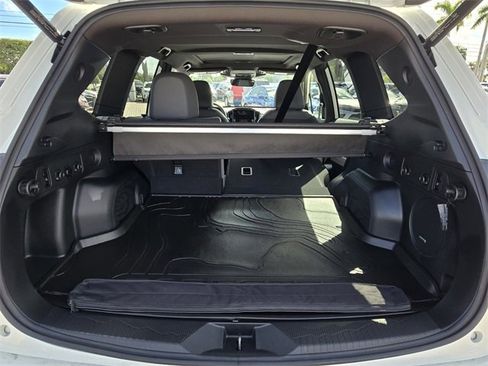 Certified 2025 Subaru Forester Limited image 10