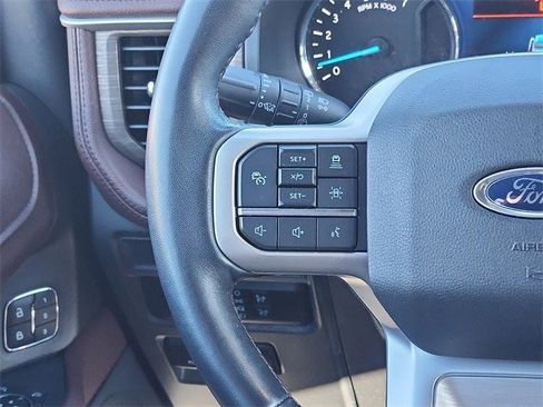 Certified 2022 Ford Expedition Limited image 14