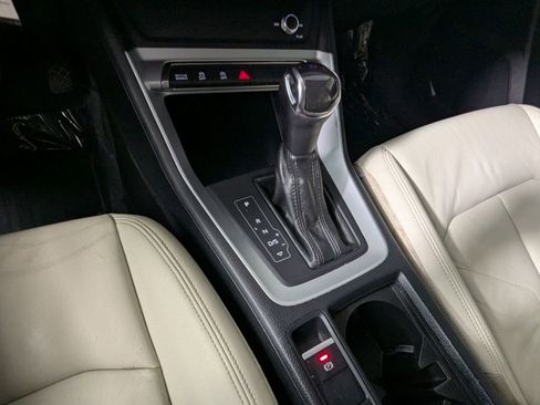 Used 2019 Audi Q3 2.0T Premium image 20