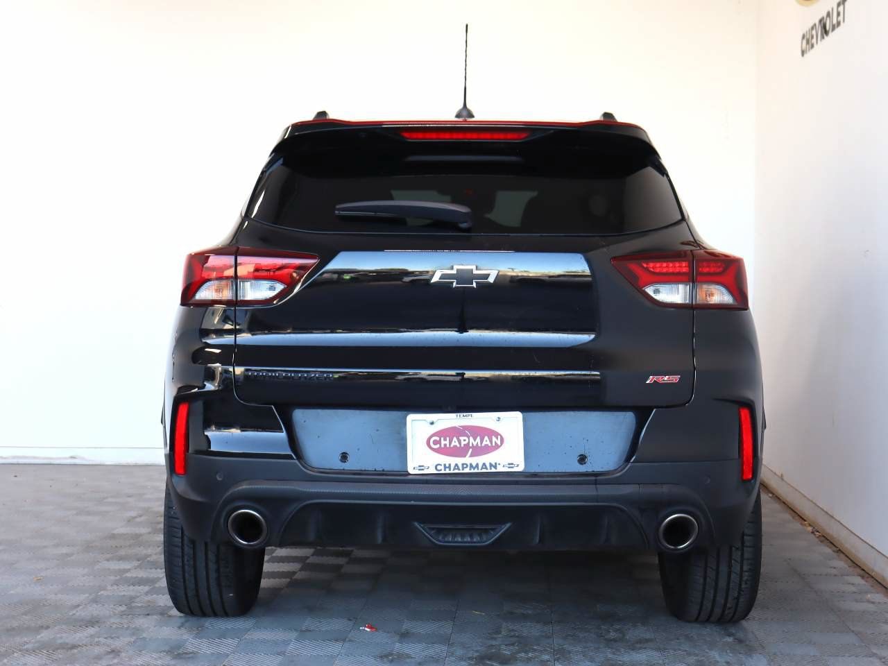 Used 2021 Chevrolet TrailBlazer RS w/ Technology Package FWD image 6