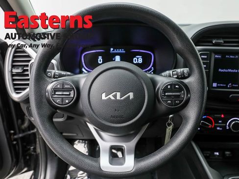 Used 2023 Kia Soul LX w/ Option Group 015 image 10