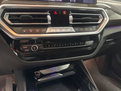 Used 2024 BMW X3 xDrive30i AWD/4WD image 18