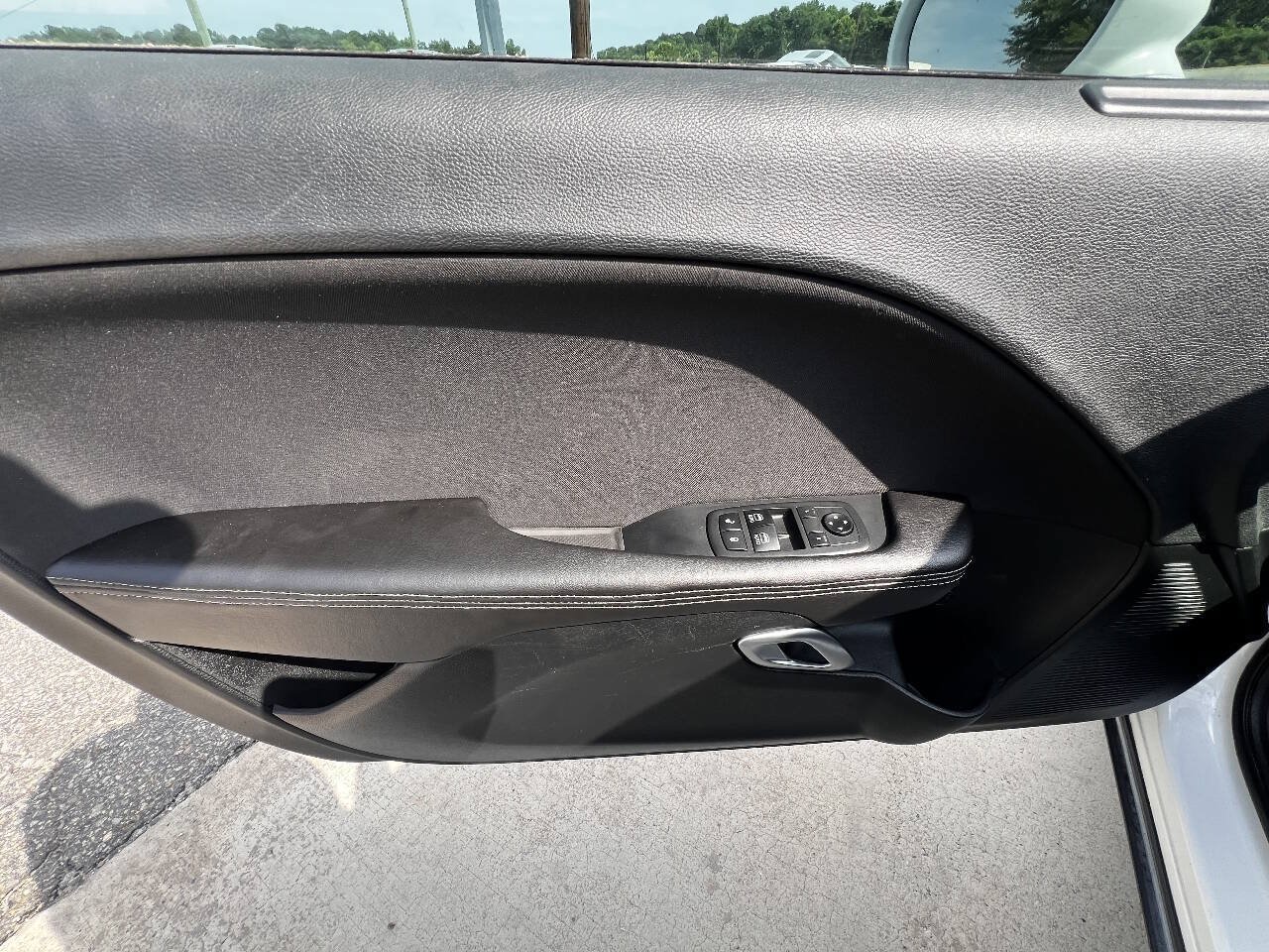 Used 2019 Dodge Challenger SXT w/ Blacktop Package RWD image 16