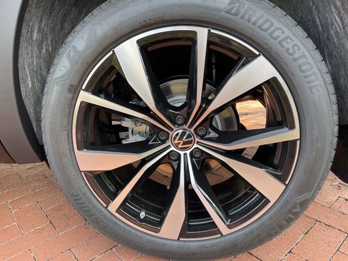 New 2026 Volkswagen Atlas SEL Premium R-Line AWD/4WD image 8