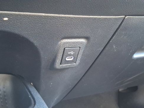 Used 2023 Toyota Corolla LE image 24