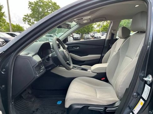 Used 2023 Honda Accord LX image 5