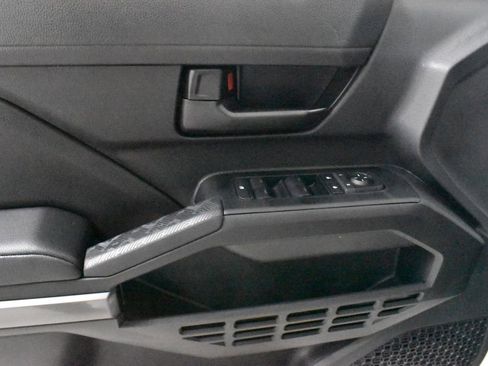 Certified 2026 Toyota Tacoma SR5 image 18