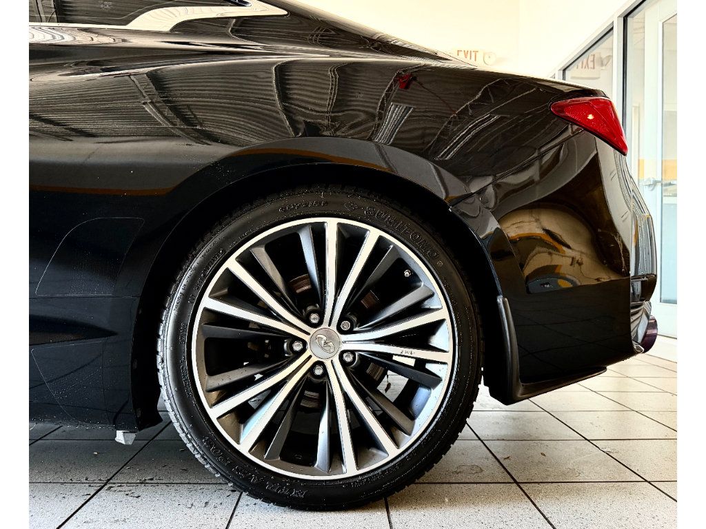 Used 2019 INFINITI Q60 3.0t RWD image 5