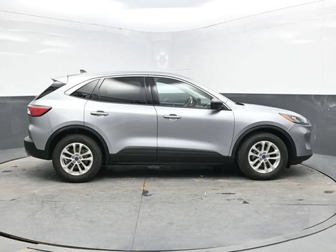 Used 2022 Ford Escape SE FWD image 8