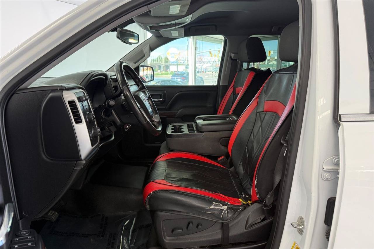 Used 2018 GMC Sierra 1500 SLE w/ Suspension Package, Off-Road AWD/4WD image 9