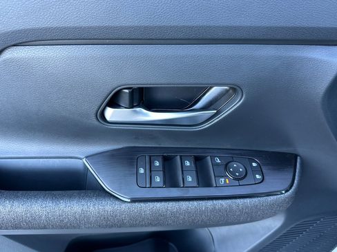 New 2026 Nissan Kicks SV image 12