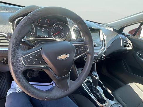 Used 2016 Chevrolet Cruze LT w/ LT Convenience Package FWD image 16