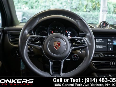 Used 2020 Porsche Macan GTS AWD/4WD image 65