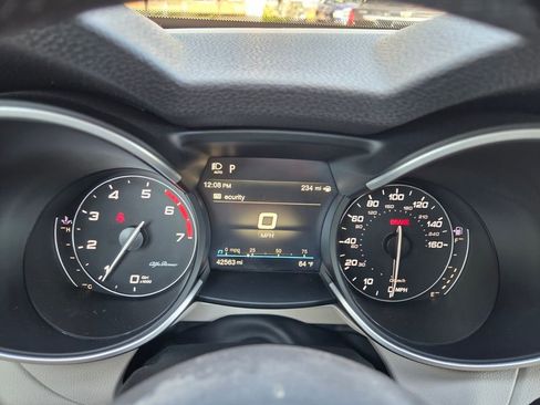 Used 2020 Alfa Romeo Stelvio Ti w/ Active Blind Spot Package image 25