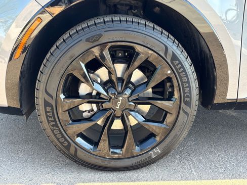 Used 2023 Kia Sorento SX AWD/4WD image 10