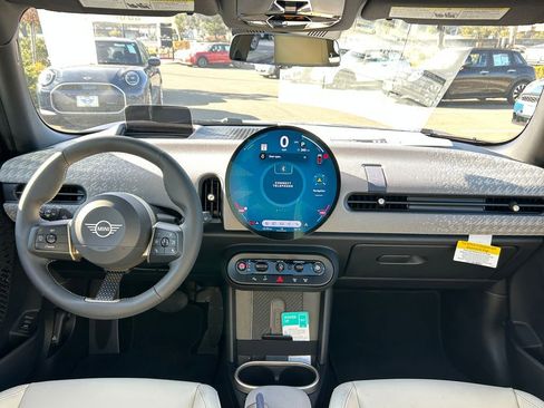 New 2026 MINI Cooper 4-Door Hardtop image 32