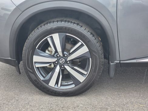 Used 2021 Nissan Rogue SL image 13