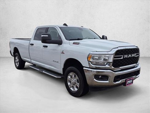 Used 2024 RAM 2500 Big Horn AWD/4WD image 3