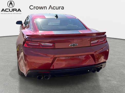Used 2018 Chevrolet Camaro LT RWD image 7