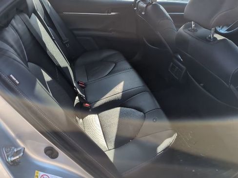 Used 2018 Toyota Camry XSE image 26