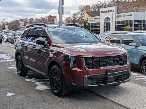 Certified 2024 Kia Sorento SX Prestige image 4