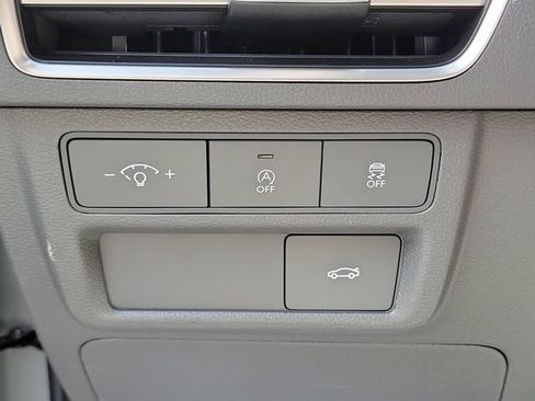 Used 2025 Hyundai Sonata SE FWD image 11