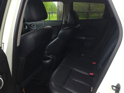 Used 2012 Nissan Juke SL AWD/4WD image 12