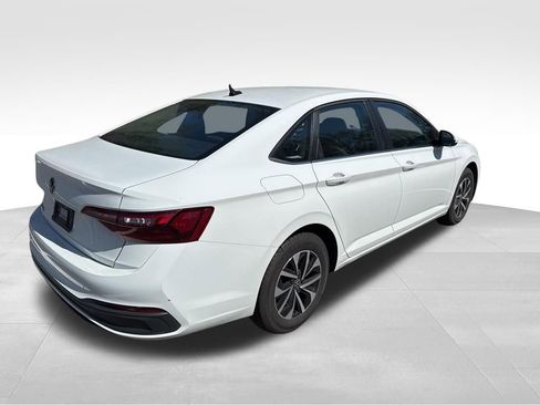 Used 2024 Volkswagen Jetta S image 6