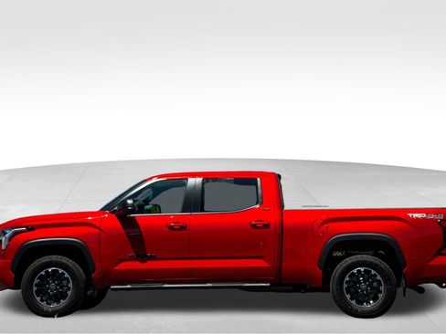 Used 2025 Toyota Tundra SR5 w/ TRD Off-Road Package AWD/4WD image 7