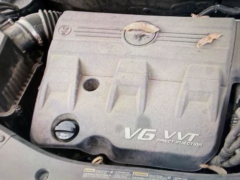 Used 2011 GMC Terrain SLE image 8