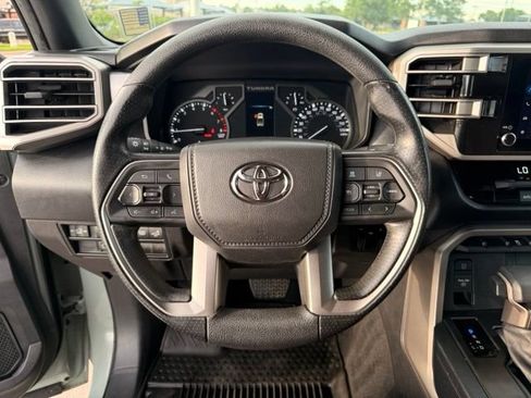 Used 2025 Toyota Tundra SR5 w/ SR5 Convenience Package AWD/4WD image 15