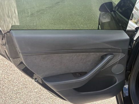 Used 2022 Tesla Model 3 Long Range image 12