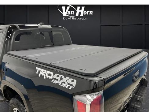 Used 2023 Toyota Tacoma TRD Sport image 34