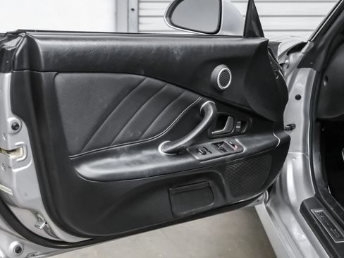 Used 2003 Honda S2000 image 28