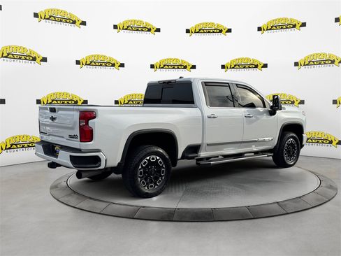Used 2024 Chevrolet Silverado 2500 High Country w/ Max Trailering Package image 5