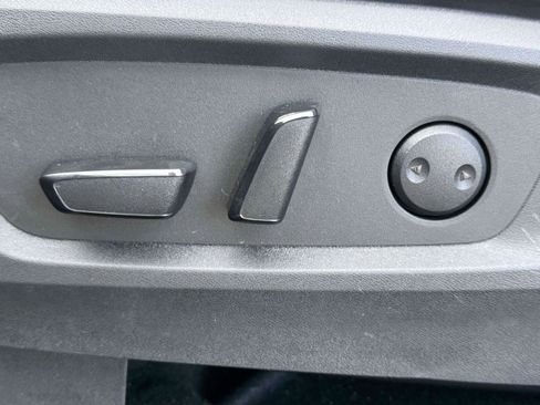 Used 2023 Nissan Pathfinder Platinum image 15