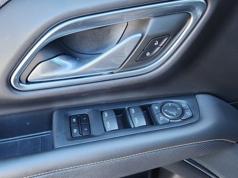 Used 2021 GMC Yukon AT4 w/ Rear Media and Nav Package image 16