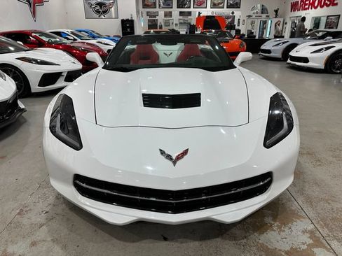 Used 2019 Chevrolet Corvette Stingray Convertible w/ 1LT RWD image 18