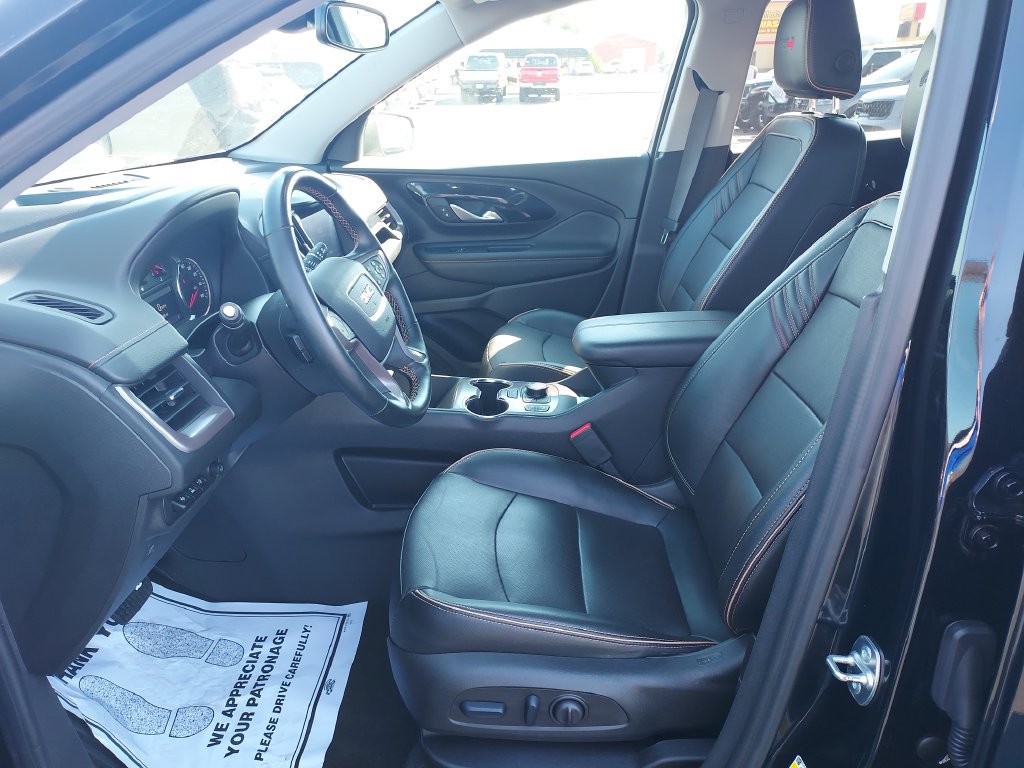 Used 2024 GMC Terrain AT4 w/ Tech Package AWD/4WD image 13