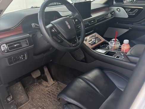 Used 2023 Lincoln Aviator Reserve w/ Equipment Group 201A AWD/4WD image 12